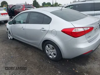 2016 Kia Forte LX z VIN KNAFK4A61G5463466, wystawiony jako IAAI lot #42385579 z przebiegiem 82 806 mil mil oraz . Historia ofert i sprzedaży dostępna na DreamBid. Obrazek 3.