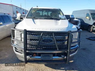 2019 Ford F-250 XL z VIN 1FT7W2BT1KEG39753, wystawiony jako IAAI lot #42051404 z przebiegiem 137 587 mil mil oraz . Historia ofert i sprzedaży dostępna na DreamBid. Obrazek 12.