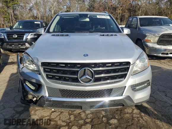 2014 Mercedes-Benz M 350 with VIN 4JGDA5JB6EA286414, listed as a Copart auction lot 45211705 with 165,043 mi miles and Salvage Title. Bid and sale history available at carsss.com. Image 5.