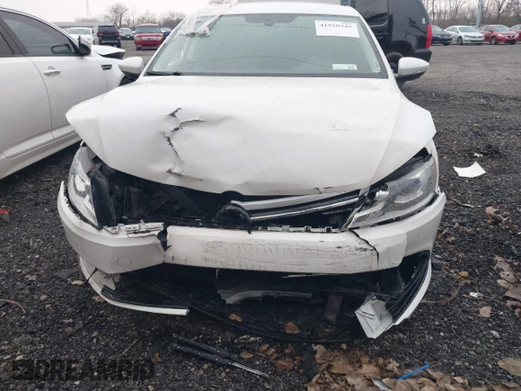 2014 Volkswagen CC Sport with VIN WVWBN7AN4EE505014, listed as a IAAI auction lot 41520345 with 140,422 mi miles and . Bid and sale history available at DreamBid. Image 6.