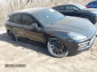 2019 Porsche Cayenne S z VIN WP1AB2AYXKDA61574, wystawiony jako IAAI lot #41769572 z przebiegiem 39 746 mil mil oraz . Historia ofert i sprzedaży dostępna na DreamBid. Obrazek 1.