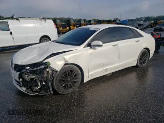 2013 Lincoln MKZ with VIN 3LN6L2G9XDR823778, listed as a Copart auction lot 57153255 with 140,184 mi miles and Salvage title. Bid and sale history available at DreamBid. Image 1.