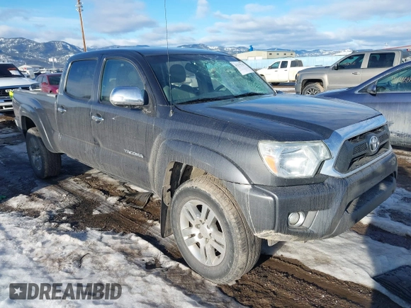 2013 Toyota Tacoma with VIN 3TMMU4FNXDM059768, listed as a IAAI auction lot 41375737 with 227,477 mi miles. Bid and sale history available at carsss.com. Image 1.