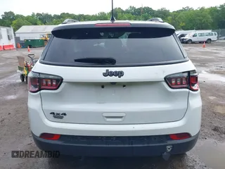 2023 Jeep Compass Latitude with VIN 3C4NJDBN3PT510424, listed as a IAAI auction lot 42385491 with 58,640 mi miles and . Bid and sale history available at DreamBid. Image 16.