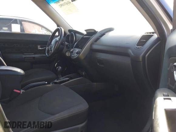 2013 Kia Soul + z VIN KNDJT2A66D7754382, wystawiony jako IAAI lot #41431092 z przebiegiem Nie podano mil oraz . Historia ofert i sprzedaży dostępna na DreamBid. Obrazek 5.
