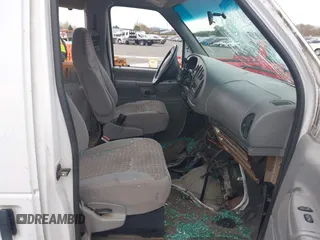 2000 Ford Econoline Cargo с VIN 1FTNE24L3YHA72198, выставлен на аукционе IAAI как лот 41829711 с пробегом 295 260 миль миль и . История ставок и продаж доступна на DreamBid. Изображение 5.