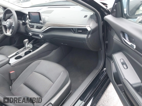 2024 Nissan Altima SV z VIN 1N4BL4DV6RN306672, wystawiony jako IAAI lot #42346382 z przebiegiem 36 491 mil mil oraz . Historia ofert i sprzedaży dostępna na DreamBid. Obrazek 5.