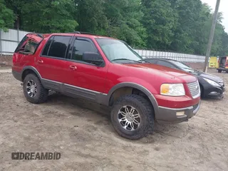 2004 Ford Expedition Special Service z VIN 1FMFU16L24LB49354, wystawiony jako IAAI lot #42145445 z przebiegiem 196 413 mil mil oraz . Historia ofert i sprzedaży dostępna na DreamBid. Obrazek 1.