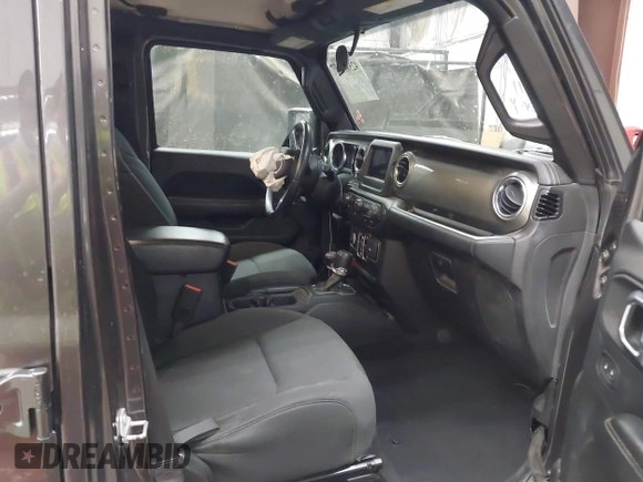 2019 Jeep Wrangler Unlimited Sahara с VIN 1C4HJXEN8KW588369, выставлен на аукционе IAAI как лот 42581061 с пробегом 90 710 миль миль и . История ставок и продаж доступна на DreamBid. Изображение 5.