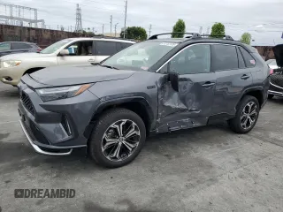 2024 Toyota RAV4 XSE with VIN JTMFB3FV0RD208765, listed as a Copart auction lot 53752135 with 6,516 mi miles and Salvage title. Bid and sale history available at DreamBid. Image 1.