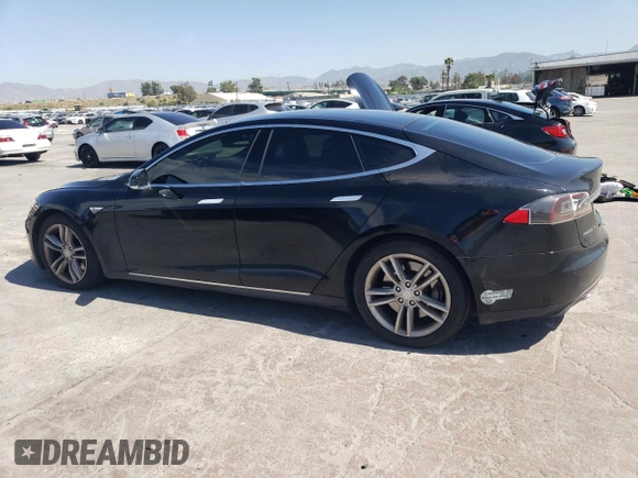 2016 Tesla Model S 90D with VIN 5YJSA1E20GF123251, listed as a Copart auction lot 52791625 with 97,393 mi miles and Salvage Title. Bid and sale history available at DreamBid. Image 2.