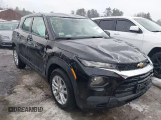 2021 Chevrolet TrailBlazer LS with VIN KL79MMS28MB030176, listed as a IAAI auction lot 41650910 with 27,505 mi miles. Bid and sale history available at carsss.com. Image 1.