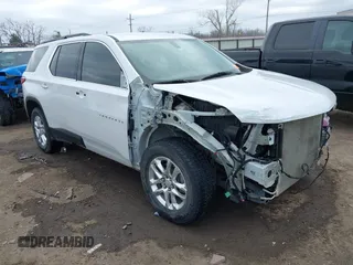 2019 Chevrolet Traverse LT Cloth with VIN 1GNERGKW8KJ106481, listed as a IAAI auction lot 41705659 with 51,119 mi miles. Bid and sale history available at carsss.com. Image 1.