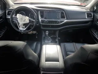 2019 Toyota Highlander SE with VIN 5TDJZRFH2KS609926, listed as a Copart auction lot 88778605 with 210,367 mi miles and Salvage Title. Bid and sale history available at carsss.com. Image 8.