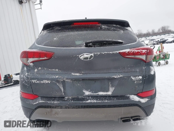 2018 Hyundai Tucson Sport z VIN KM8J3CAL2JU783060, wystawiony jako IAAI lot #41572044 z przebiegiem 83 580 mil mil oraz . Historia ofert i sprzedaży dostępna na DreamBid. Obrazek 17.