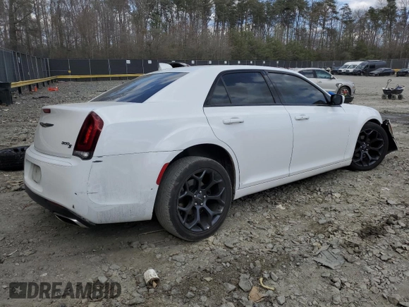2019 Chrysler 300 S with VIN 2C3CCABG8KH609442, listed as a Copart auction lot 51114035 with 97,468 mi miles and Salvage Title. Bid and sale history available at DreamBid. Image 3.
