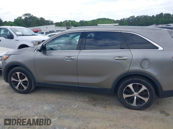 2016 Kia Sorento EX with VIN 5XYPH4A54GG007224, listed as a IAAI auction lot 42181058 with 131,169 mi miles. Bid and sale history available at carsss.com. Image 14.