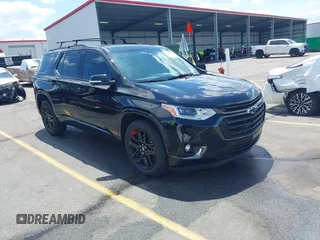 2018 Chevrolet Traverse Premier z VIN 1GNEVJKW1JJ249568, wystawiony jako IAAI lot #42075145 z przebiegiem 135 009 mil mil oraz . Historia ofert i sprzedaży dostępna na DreamBid. Obrazek 1.