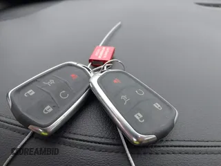 2017 Cadillac XT5 FWD с VIN 1GYKNARS1HZ110206, выставлен на аукционе IAAI как лот 42340366 с пробегом 53 165 миль миль и . История ставок и продаж доступна на DreamBid. Изображение 11.