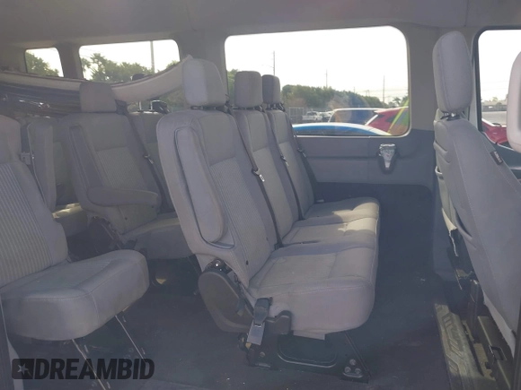 2019 Ford Transit Passenger XL with VIN 1FBAX2CM4KKB54426, listed as a IAAI auction lot 41579139 with 103,337 mi miles. Bid and sale history available at carsss.com. Image 8.
