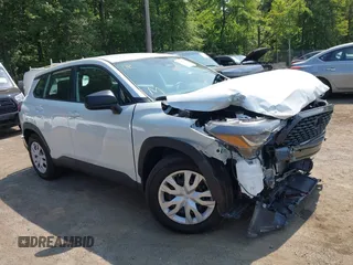 2024 Toyota Corolla Cross L with VIN 7MUAAAAG3RV093387, listed as a IAAI auction lot 42406766 with 13,598 mi miles and . Bid and sale history available at DreamBid. Image 1.