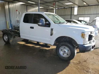 2018 Ford F-250 XL with VIN 1FD7X2B67JED02019, listed as a Copart auction lot 87921615 with 169,759 mi miles and Clean title. Bid and sale history available at DreamBid. Image 4.