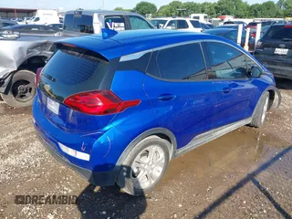 2021 Chevrolet Bolt EV LT z VIN 1G1FY6S05M4100363, wystawiony jako IAAI lot #42091631 z przebiegiem 26 812 mil mil oraz . Historia ofert i sprzedaży dostępna na DreamBid. Obrazek 4.