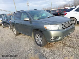 2010 Toyota Highlander SE with VIN 5TDJK3EH5AS031130, listed as a IAAI auction lot 41172229 with 186,511 mi miles. Bid and sale history available at carsss.com. Image 1.