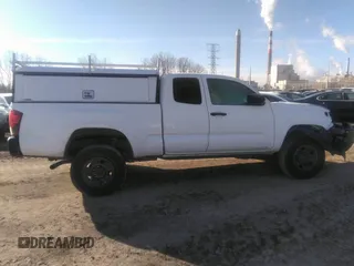 2023 Toyota Tacoma SR с VIN 3TYRX5GN1PT081314, выставлен на аукционе IAAI как лот 41179699 с пробегом 19 476 миль миль и . История ставок и продаж доступна на DreamBid. Изображение 12.