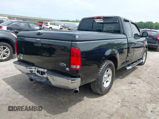 2002 Ford F-150 XL с VIN 1FTRX17W42NB62318, выставлен на аукционе IAAI как лот 42504137 с пробегом 221 200 миль миль и . История ставок и продаж доступна на DreamBid. Изображение 4.