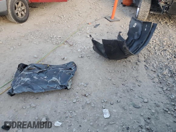 2012 GMC Acadia SLE z VIN 1GKKVPED5CJ343730, wystawiony jako Copart lot #84387724 z przebiegiem Nie podano mil oraz Nie do naprawy • Non repairable. Historia ofert i sprzedaży dostępna na DreamBid. Obrazek 12.
