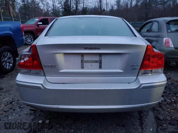 2005 Volvo S60 with VIN YV1RH592352470403, listed as a Copart auction lot 78611684 with 165,550 mi miles and Salvage Title. Bid and sale history available at carsss.com. Image 6.