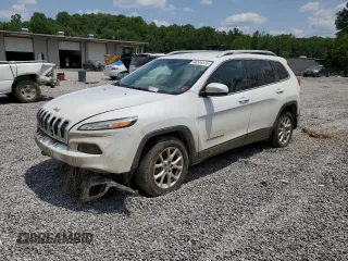 2017 Jeep Cherokee Latitude с VIN 1C4PJLCB7HW650933, выставлен на аукционе Copart как лот 58544575 с пробегом Не указан миль и Списание • Salvage title. История ставок и продаж доступна на DreamBid. Изображение 1.