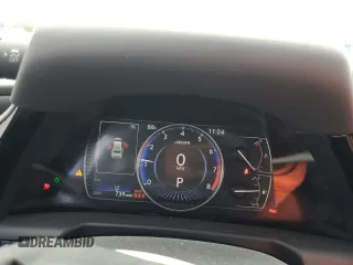 2025 Lexus ES 350 Ultra Luxury z VIN 58AFZ1B16SU197302, wystawiony jako Copart lot #56118205 z przebiegiem 739 mil mil oraz Nie do naprawy • Non repairable. Historia ofert i sprzedaży dostępna na DreamBid. Obrazek 9.