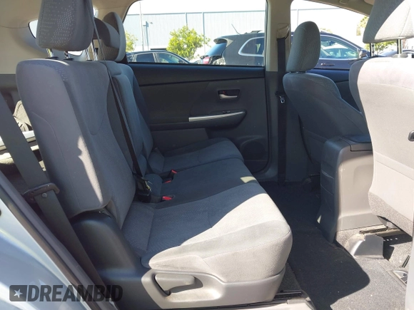 2013 Toyota Prius Two with VIN JTDZN3EU2D3273418, listed as a IAAI auction lot 40209238 with 138,606 mi miles and . Bid and sale history available at carsss.com. Image 8.