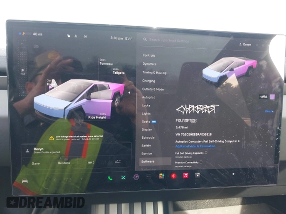 2024 Tesla Cybertruck Cyberbeast z VIN 7G2CEHEE6RA036818, wystawiony jako IAAI lot #41786789 z przebiegiem 5 478 mil mil oraz . Historia ofert i sprzedaży dostępna na DreamBid. Obrazek 16.