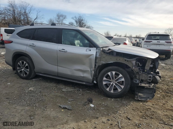 2023 Toyota Highlander L with VIN 5TDKDRBH2PS014431, listed as a Copart auction lot 45915725 with 46,813 mi miles and Salvage Title. Bid and sale history available at carsss.com. Image 4.