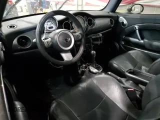 2008 MINI Convertible z VIN WMWRF33538TG18390, wystawiony jako Copart lot #84453434 z przebiegiem Nie podano mil oraz Tytuł czysty. Historia ofert i sprzedaży dostępna na DreamBid. Obrazek 8.