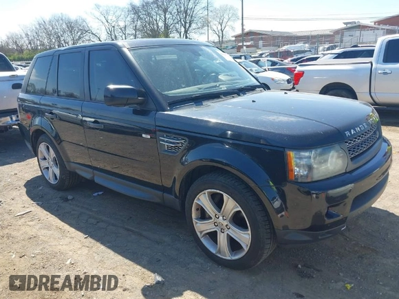2011 Land Rover Range Rover Sport SC z VIN SALSH2E49BA709850, wystawiony jako IAAI lot #41898116 z przebiegiem 88 974 mil mil oraz . Historia ofert i sprzedaży dostępna na DreamBid. Obrazek 1.