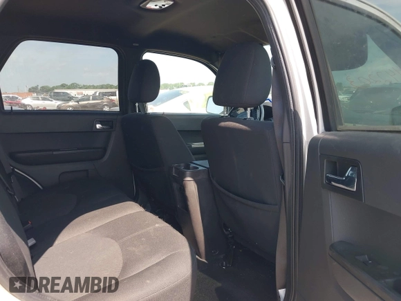 2008 Mercury Mariner with VIN 4M2CU81Z28KJ05193, listed as a IAAI auction lot 42442203 with 159,897 mi miles and . Bid and sale history available at DreamBid. Image 8.