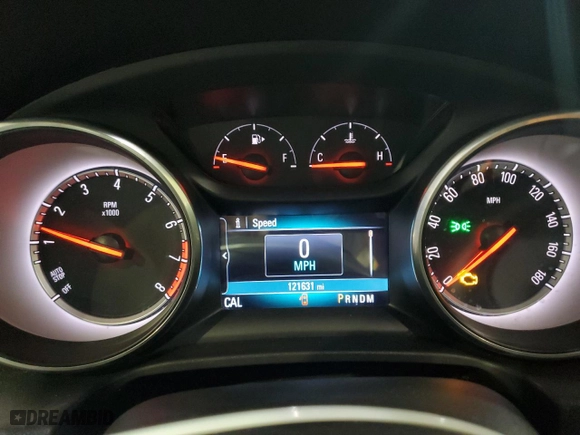 2018 Buick Regal Sportback Preferred II with VIN W04GM6SX9J1116562, listed as a Copart auction lot 43521905 with 121,631 mi miles and Clean Title. Bid and sale history available at carsss.com. Image 9.