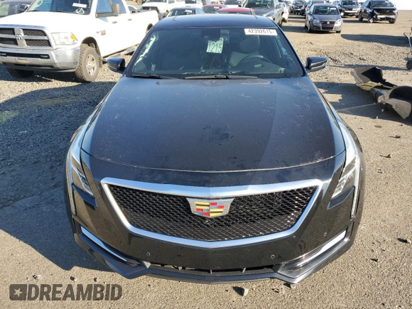 2018 Cadillac CT6 AWD z VIN 1G6KB5RS3JU149049, wystawiony jako Copart lot #42392615 z przebiegiem 11 629 mil mil oraz Szkoda całkowita • Salvage title. Historia ofert i sprzedaży dostępna na DreamBid. Obrazek 5.