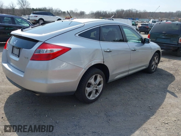 2012 Honda Crosstour EX-L with VIN 5J6TF2H55CL007949, listed as a IAAI auction lot 41790701 with 197,648 mi miles. Bid and sale history available at carsss.com. Image 4.