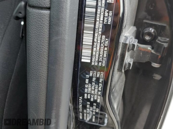 2020 Jeep Renegade Sport with VIN ZACNJBAB3LPL75309, listed as a Copart auction lot 53529085 with 39,243 mi miles and Salvage title. Bid and sale history available at DreamBid. Image 14.