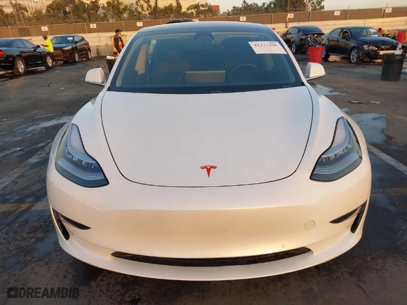 2018 Tesla Model 3 Long Range Battery with VIN 5YJ3E1EA1JF164821, listed as a IAAI auction lot 41277446 with 31,602 mi miles. Bid and sale history available at carsss.com. Image 12.