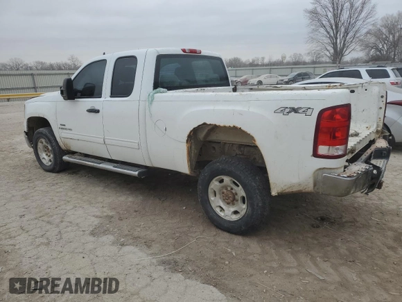 2009 GMC Sierra 2500HD SLE z VIN 1GTHK59689E147149, wystawiony jako Copart lot #85254584 z przebiegiem 343 228 mil mil oraz Szkoda całkowita • Salvage title. Historia ofert i sprzedaży dostępna na DreamBid. Obrazek 2.