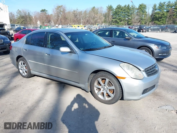 2006 Infiniti G35 with VIN JNKCV51F56M615982, listed as a IAAI auction lot 42110251 with 184,107 mi miles. Bid and sale history available at carsss.com. Image 1.