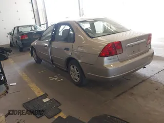 2001 Honda Civic LX z VIN 2HGES16571H556376, wystawiony jako IAAI lot #42203997 z przebiegiem 175 778 mil mil oraz . Historia ofert i sprzedaży dostępna na DreamBid. Obrazek 3.
