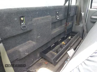 2004 Ford F-250 XL с VIN 1FTNF20L84EC26032, выставлен на аукционе IAAI как лот 42426809 с пробегом 203 584 миль миль и . История ставок и продаж доступна на DreamBid. Изображение 8.