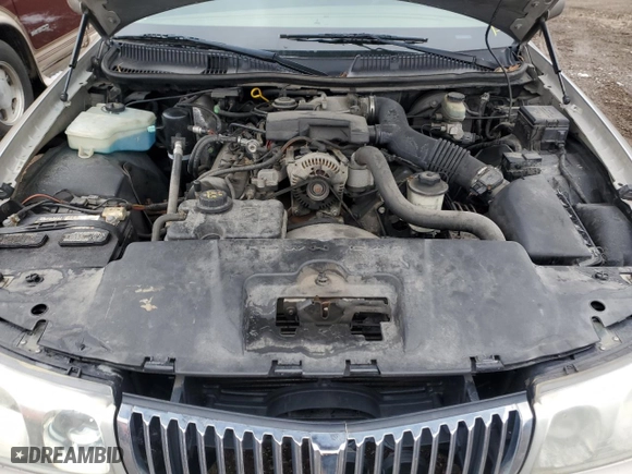 2001 Lincoln Town Car Executive with VIN 1LNHM81W31Y733358, listed as a Copart auction lot 85582644 with 88,418 mi miles and Salvage Title. Bid and sale history available at carsss.com. Image 11.